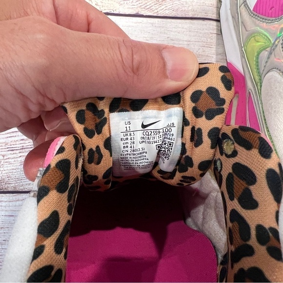 NIKE AIR MAX 90 LX Daisy Leopard Iridescent (Women’s) Size 11 Men’s 9.5 EUC - Picture 5 of 6